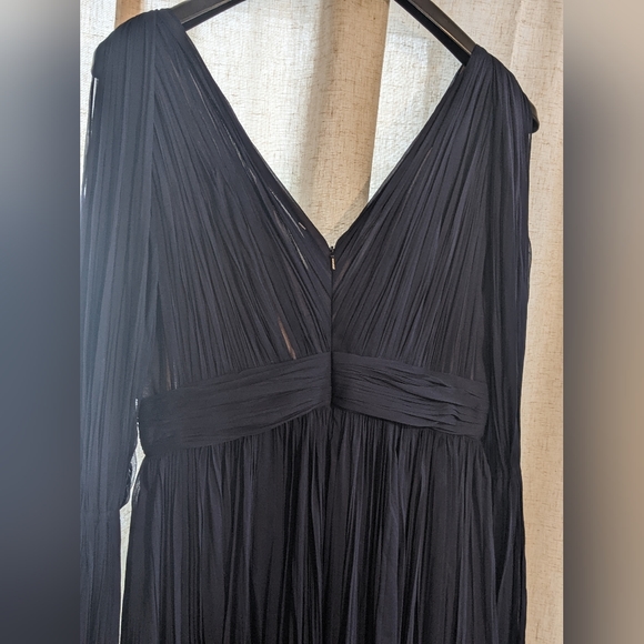 J Mendel silk navy gown size 8 - Picture 3 of 6